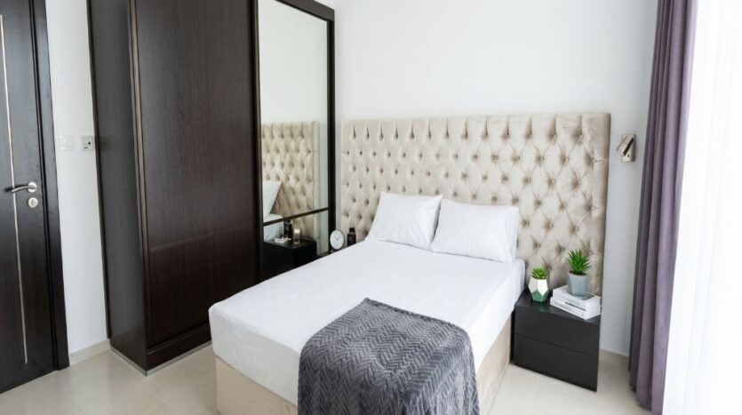 LUXURIOUS FULLY FURNISHED 3-BEDROOM APARTMENT FOR RENT